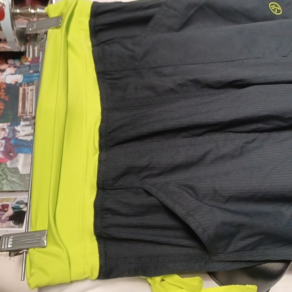 Zumba Wear Women's  Navy/Neon Green Convertible Cargo Ribbons Workout Pants S - Picture 2 of 8